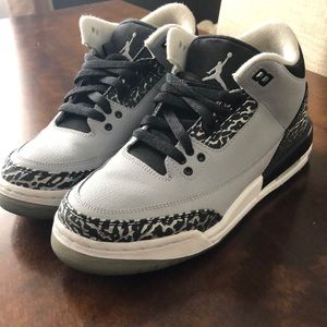 Air Jordan Retro “Wolf Grey” 3s